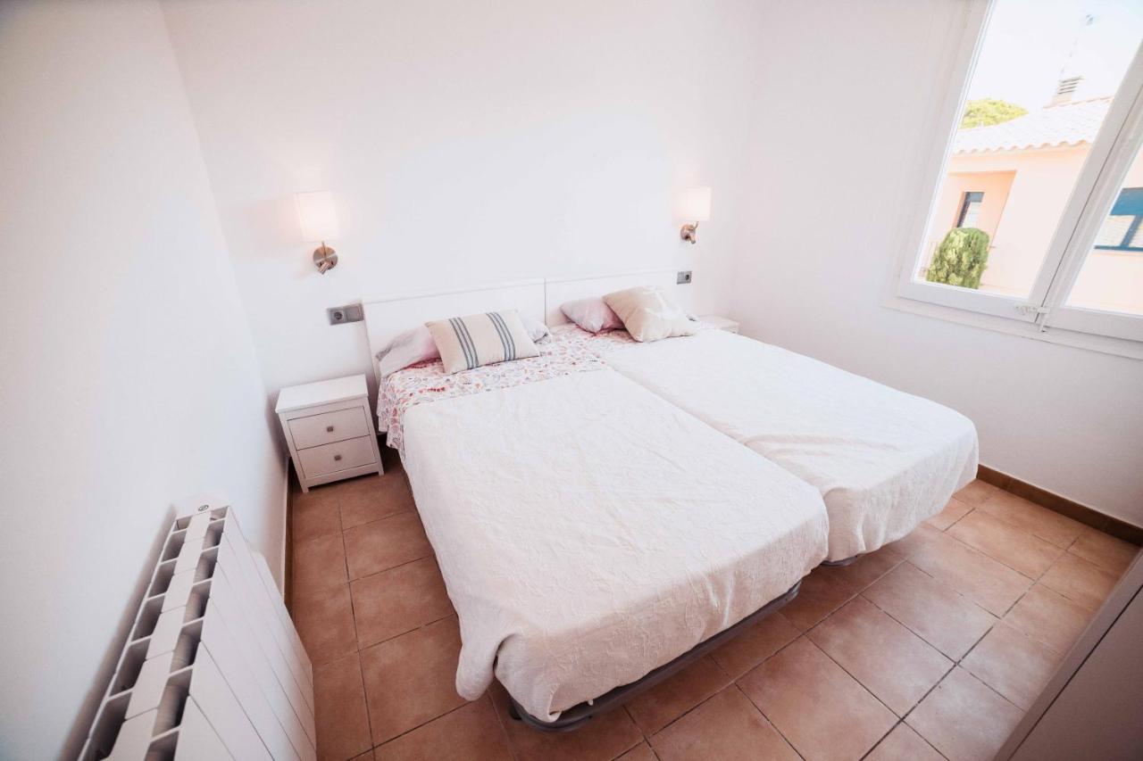 Apartamento Reformado A 2 Minutos De La Playa En Calella! كاليلا دو بالافروجيل المظهر الخارجي الصورة