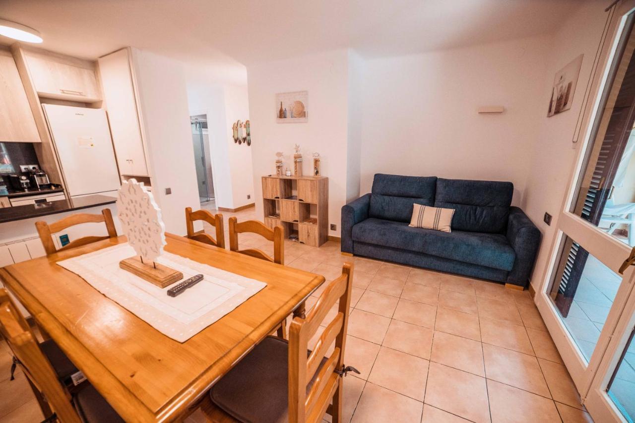 Apartamento Reformado A 2 Minutos De La Playa En Calella! كاليلا دو بالافروجيل المظهر الخارجي الصورة