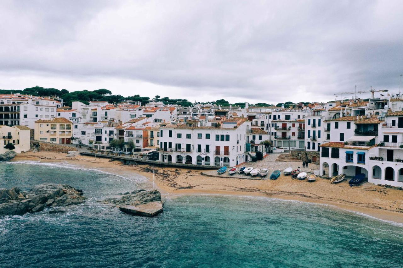 Apartamento Reformado A 2 Minutos De La Playa En Calella! كاليلا دو بالافروجيل المظهر الخارجي الصورة